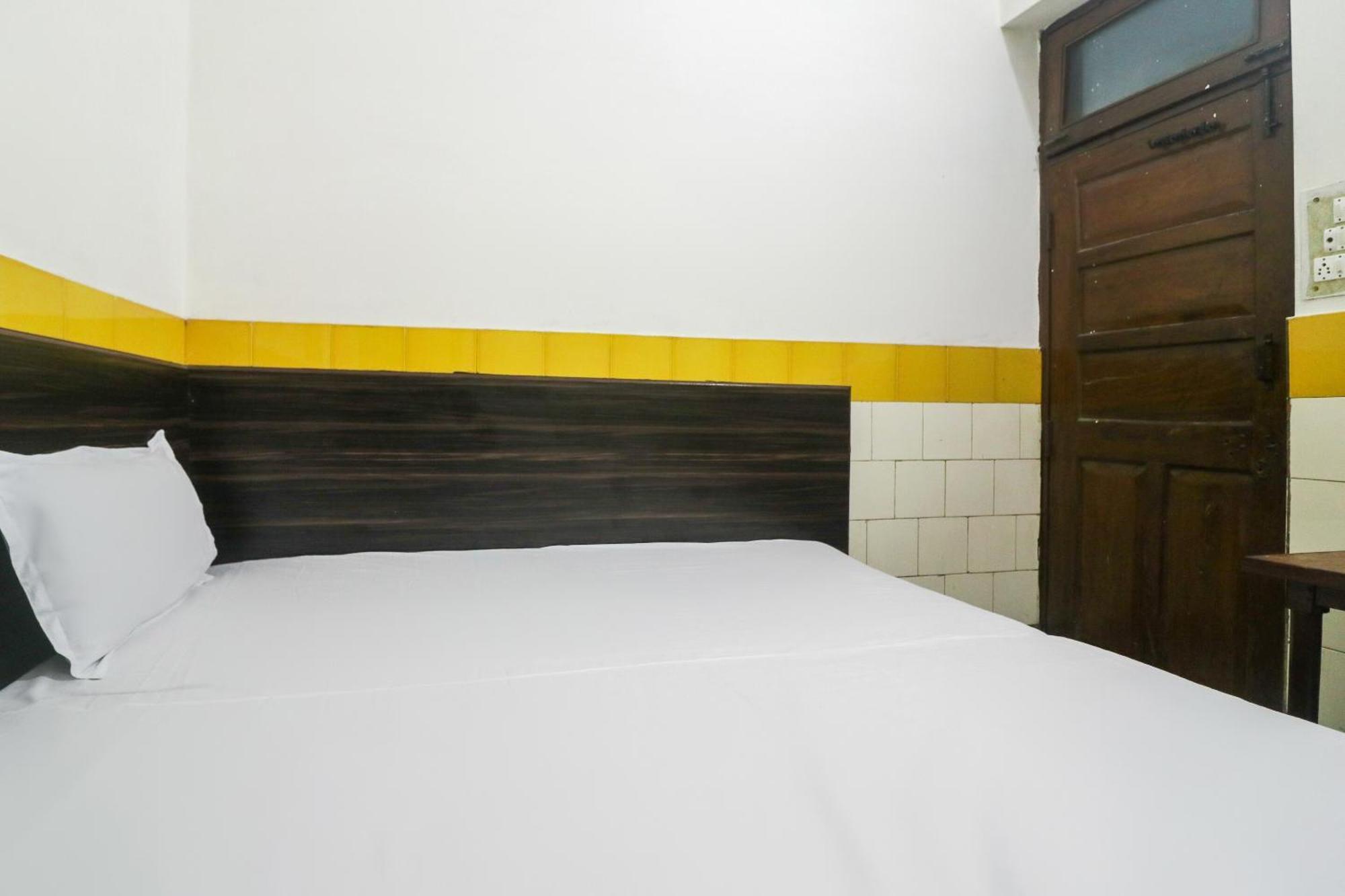 Spot On Hotel Anand Bhawan Aligarh Ngoại thất bức ảnh
