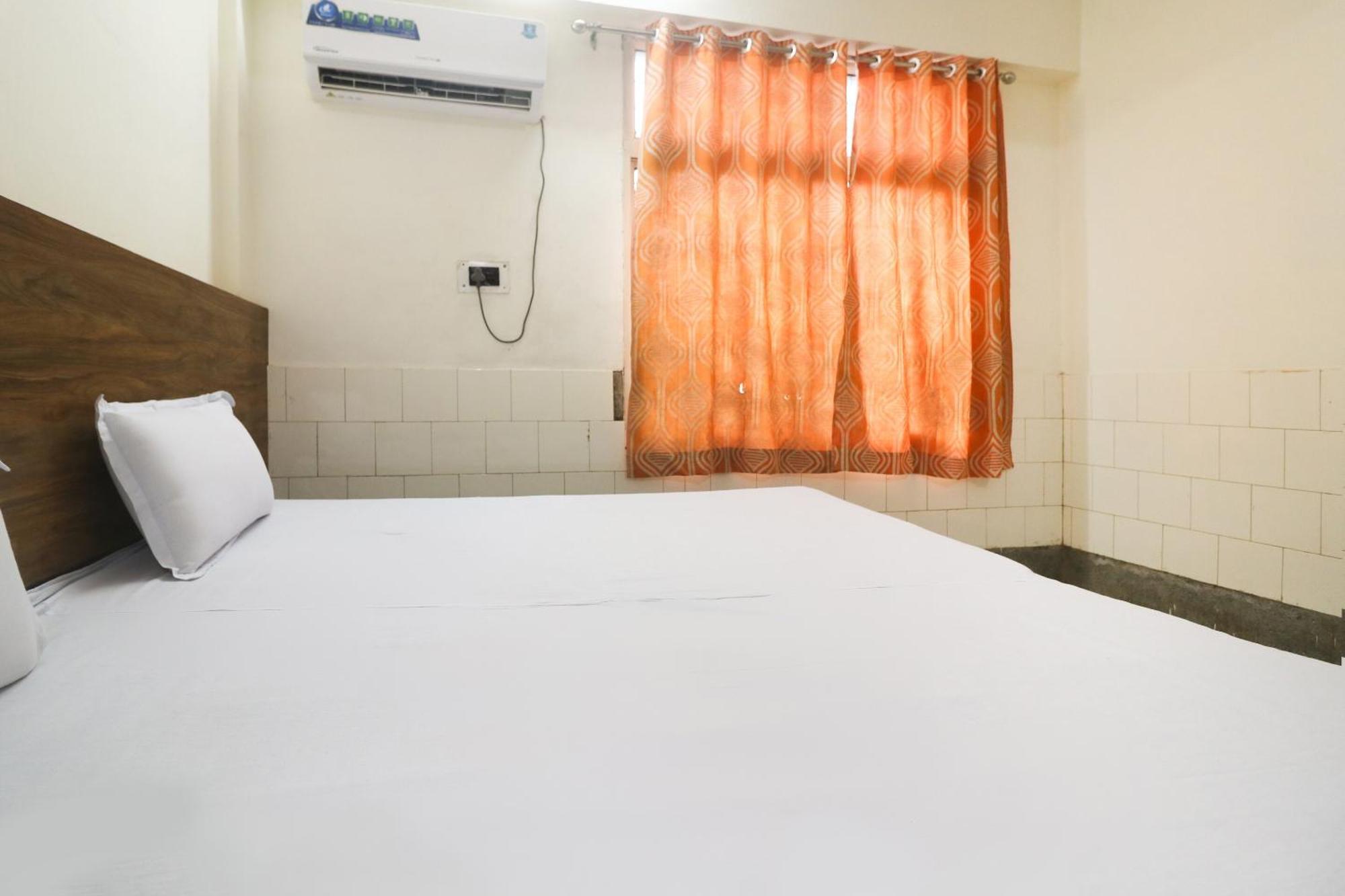 Spot On Hotel Anand Bhawan Aligarh Ngoại thất bức ảnh