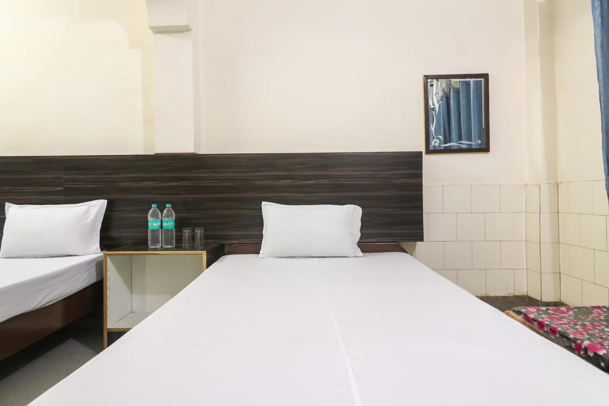 Spot On Hotel Anand Bhawan Aligarh Ngoại thất bức ảnh
