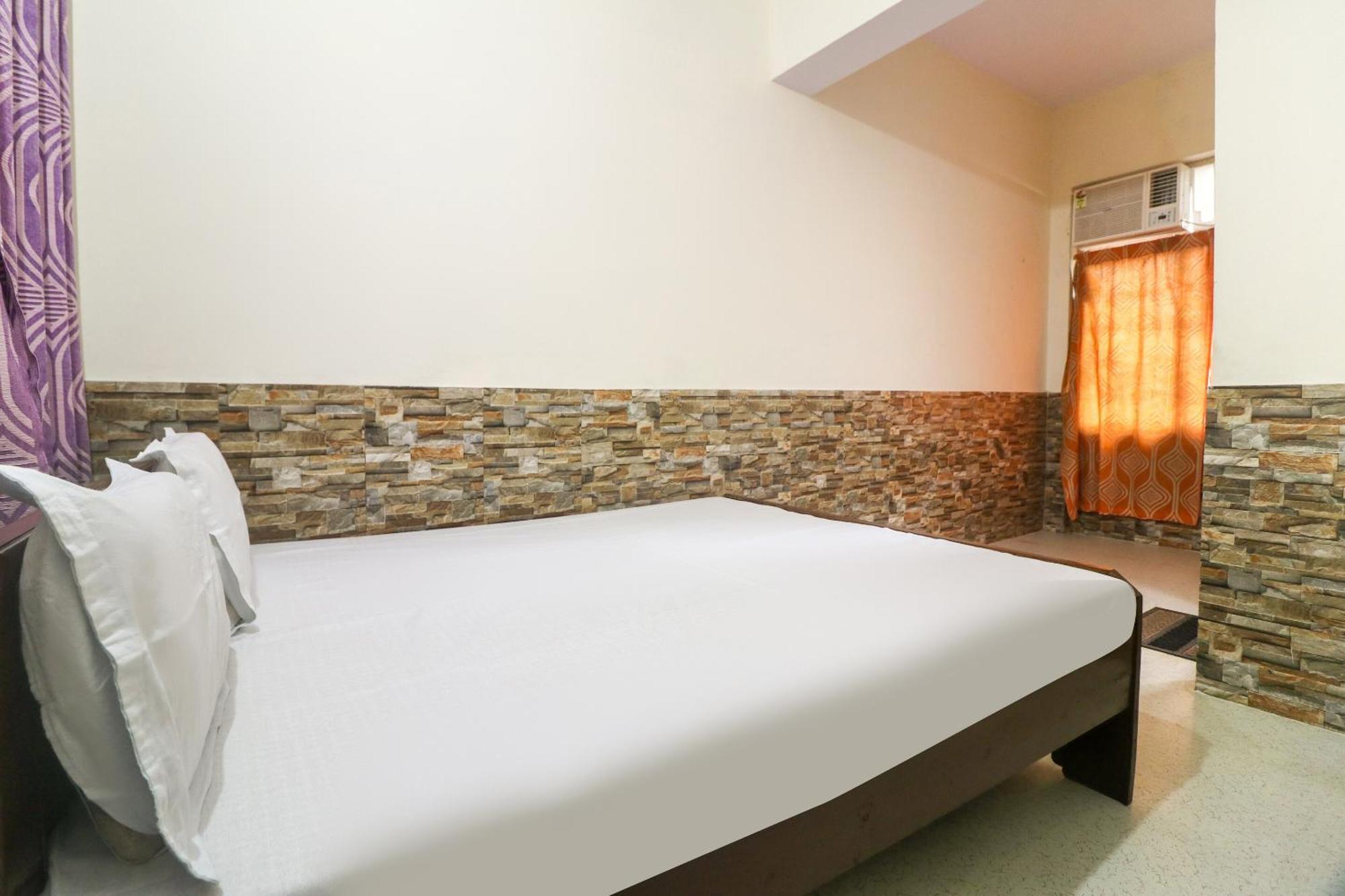 Spot On Hotel Anand Bhawan Aligarh Ngoại thất bức ảnh