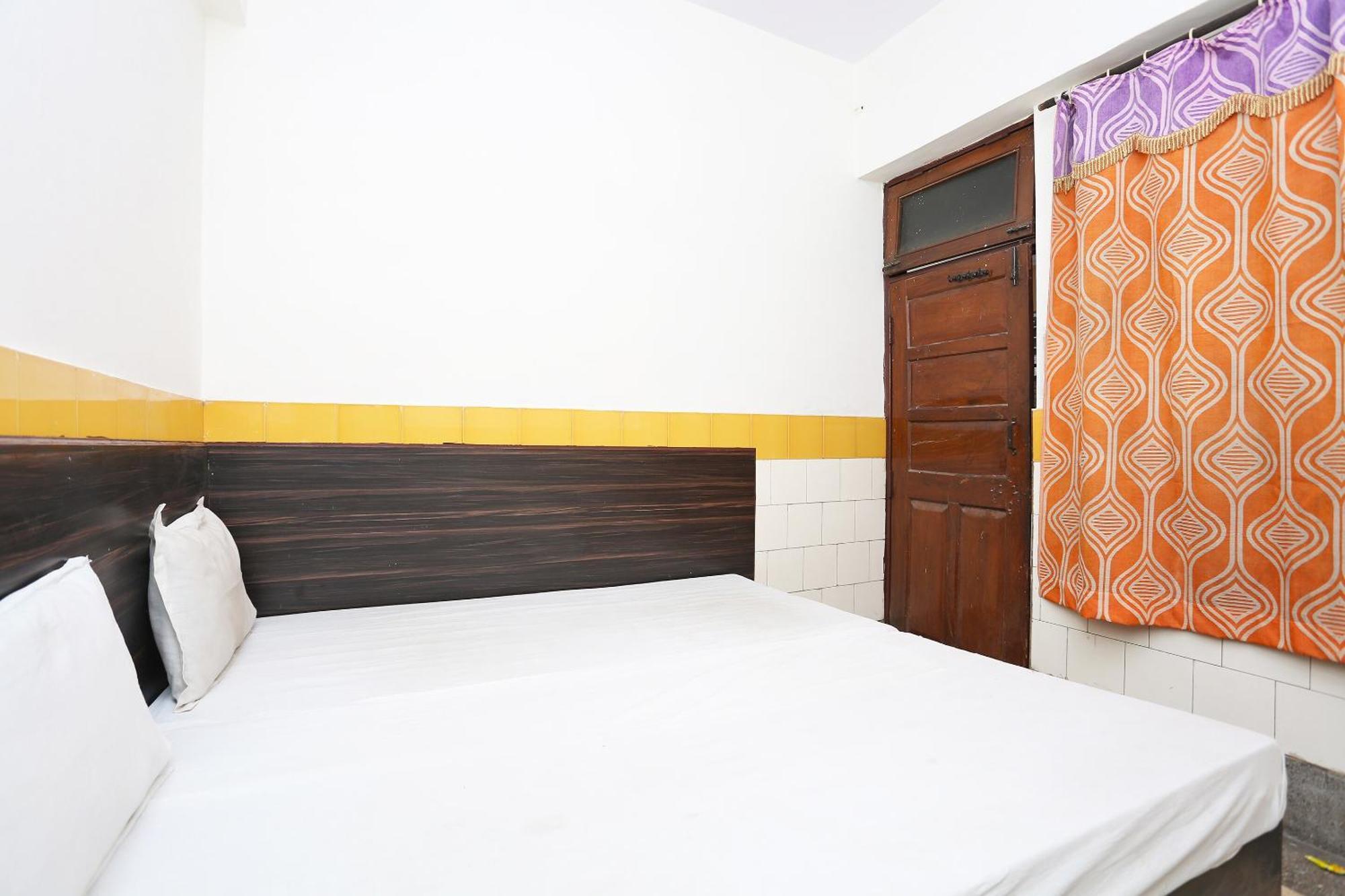 Spot On Hotel Anand Bhawan Aligarh Ngoại thất bức ảnh